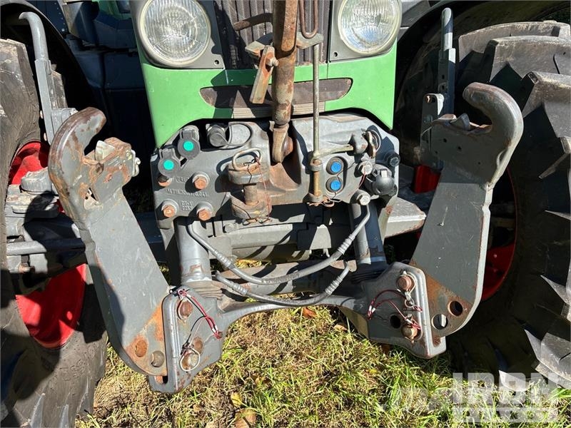 Fendt 415 4WD Tractor Traktori