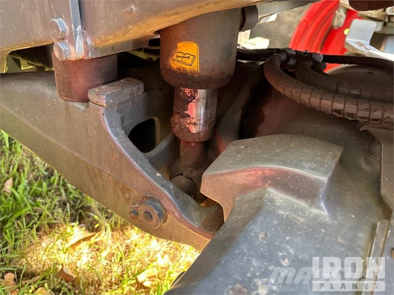 Fendt 415 Vario 4WD Tractor Трактори