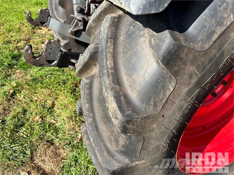 Fendt 415 Vario 4WD Tractor Трактори