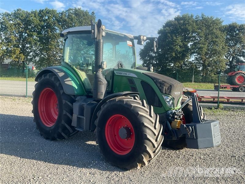 Fendt 516 Profi Plus 4WD Tractor Traktorit