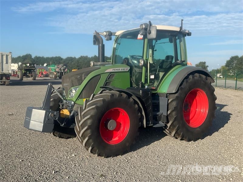 Fendt 516 Profi Plus 4WD Tractor Traktorit