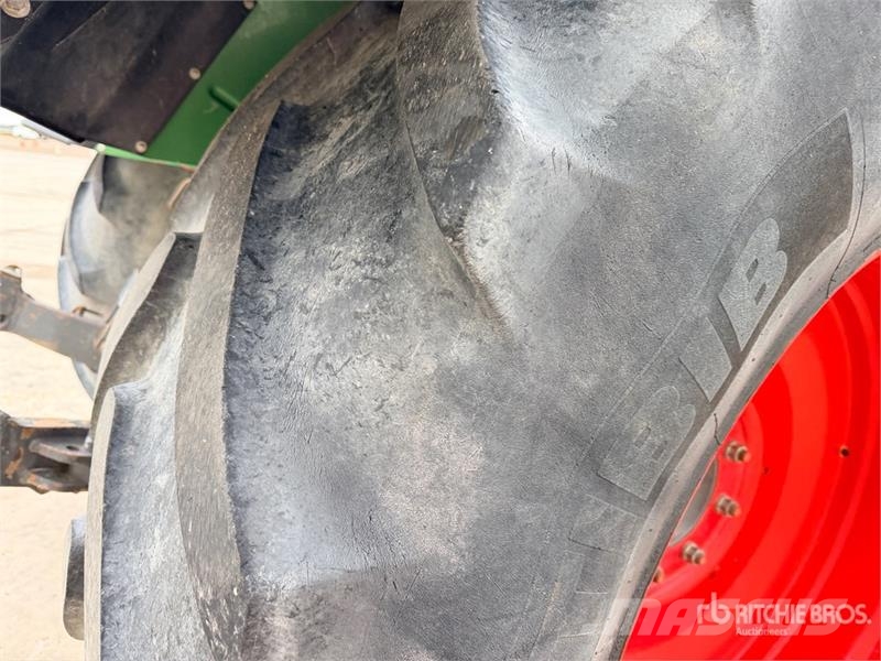Fendt 712 Vario TMS 4WD Tractor Tractoren