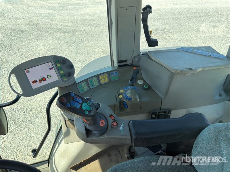 Fendt 716 Vario トラクター