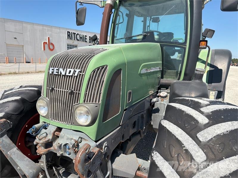 Fendt 716 Vario トラクター