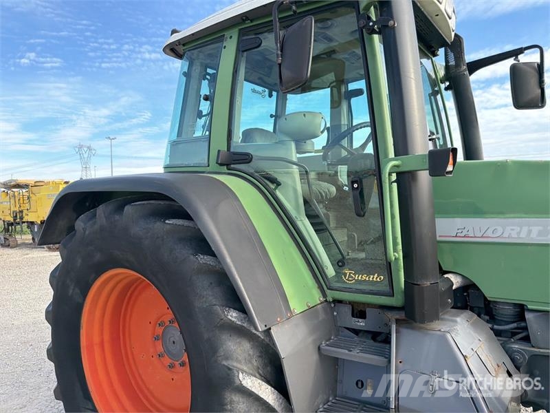 Fendt 716 Vario Trattori