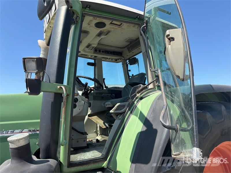 Fendt 716 Vario トラクター