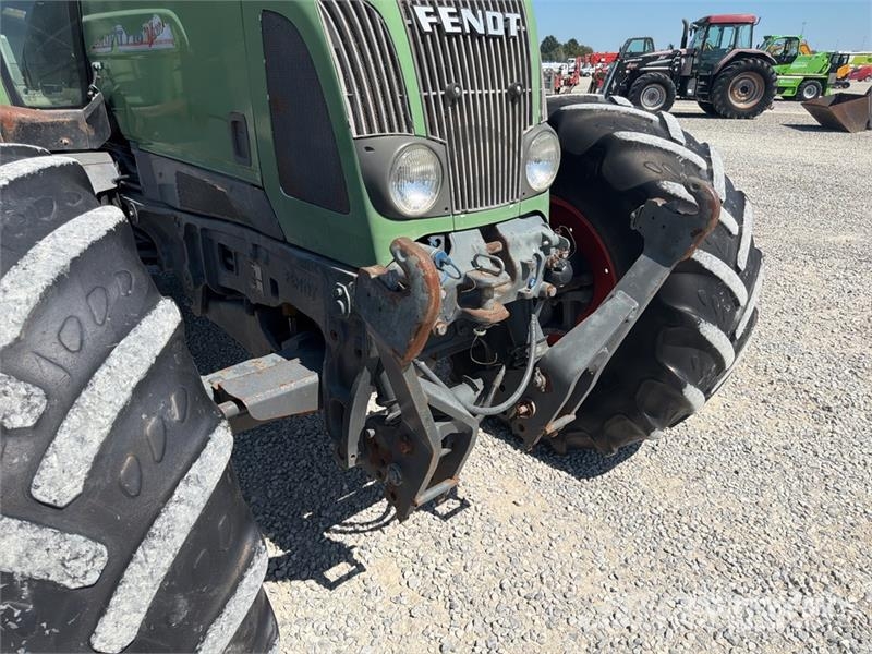 Fendt 716 Vario トラクター