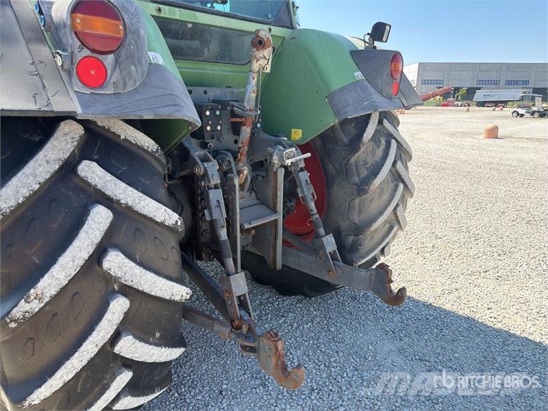 Fendt 716 Vario トラクター