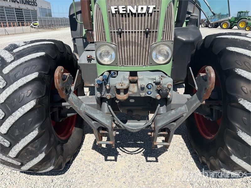 Fendt 716 Vario トラクター