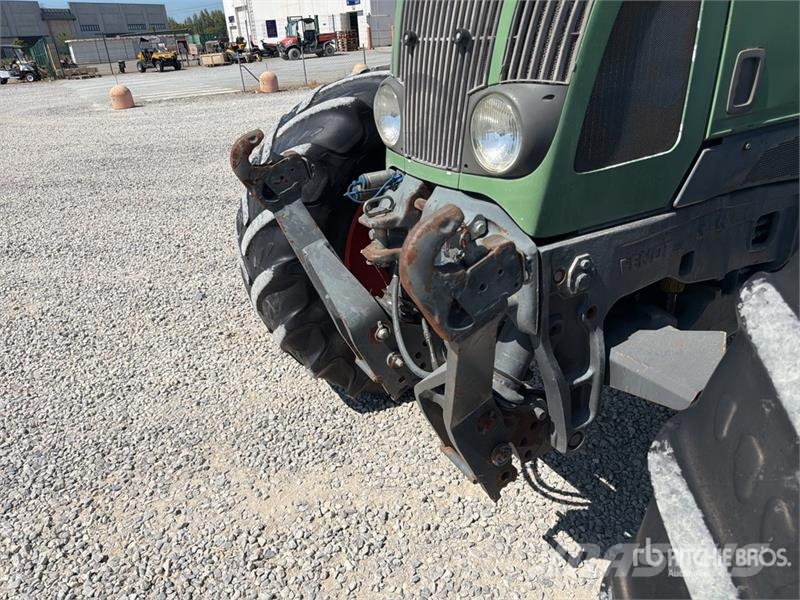 Fendt 716 Vario トラクター