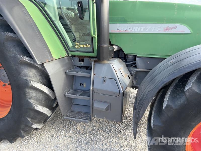 Fendt 716 Vario Trattori