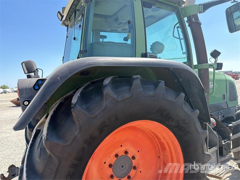 Fendt 716 Vario トラクター