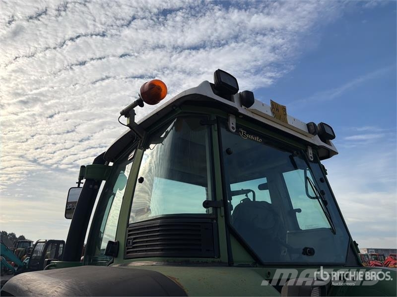 Fendt 716 Vario Trattori
