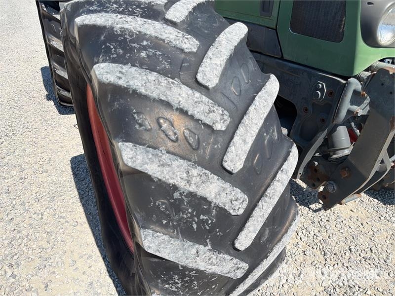 Fendt 716 Vario トラクター