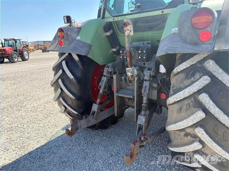 Fendt 716 Vario トラクター