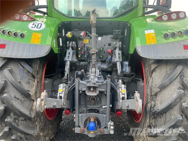 Fendt 720 Vario Gen6 PowerPlus 4WD Tractor Tractors
