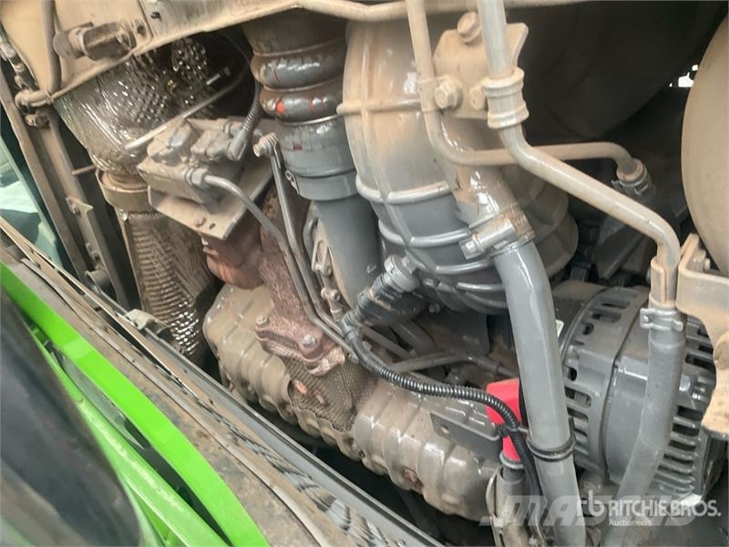 Fendt 720 Vario GEN7 Profi Plus 4WD Tractor Traktory