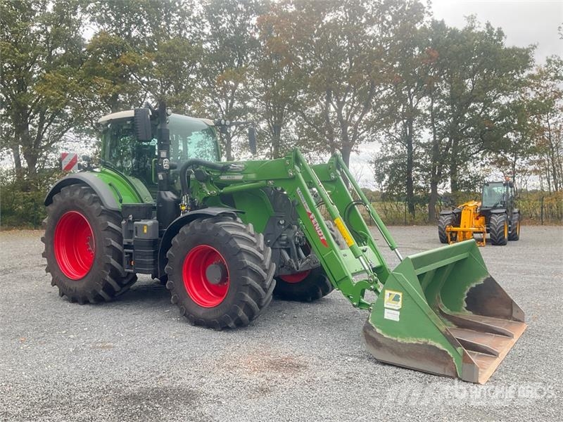 Fendt 720 Vario GEN7 Profi 4WD Tractor الجرارات