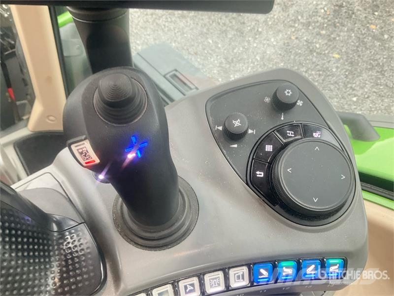 Fendt 720 Vario GEN7 Profi 4WD Tractor الجرارات