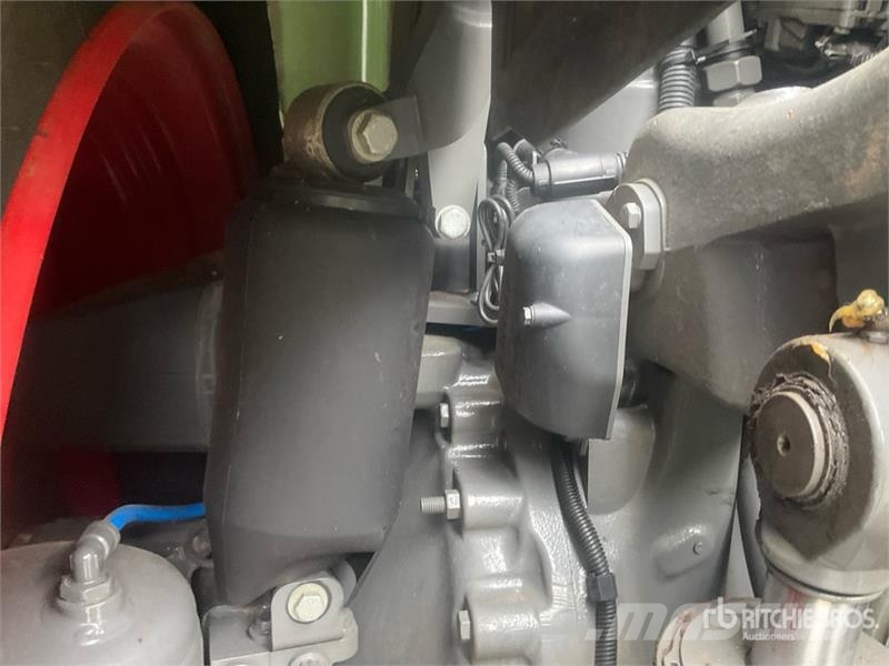 Fendt 720 Vario GEN7 Profi 4WD Tractor الجرارات