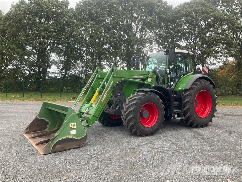 Fendt 720 Vario GEN7 Profi 4WD Tractor الجرارات