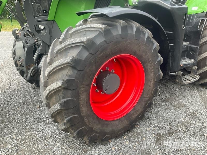 Fendt 720 Vario GEN7 Profi Plus 4WD Tractor Traktory