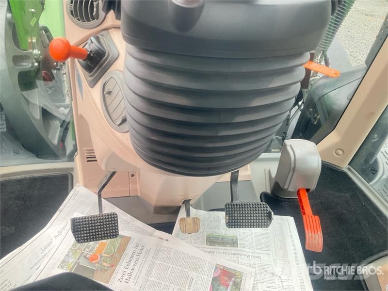 Fendt 720 Vario GEN7 Profi 4WD Tractor الجرارات