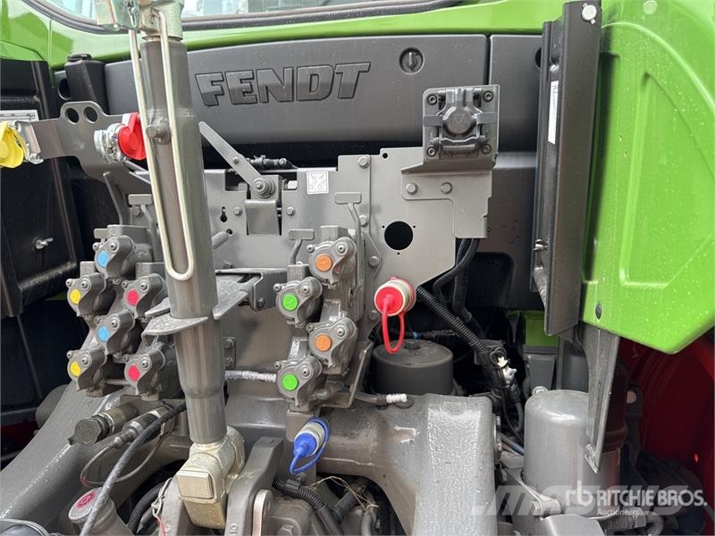 Fendt 724 Vario Gen6 Profi+ 4WD Tractor (Unused) Traktoriai