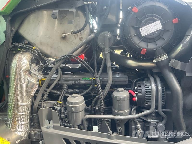 Fendt 724 Vario Gen6 Profi Plus 4WD Tractor (Unused) Traktoren