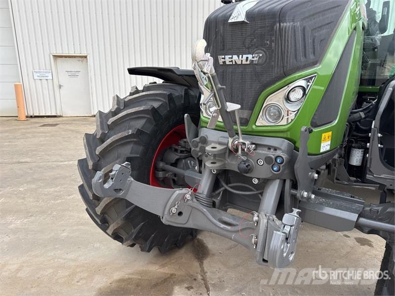 Fendt 724 Vario Gen6 Profi+ 4WD Tractor (Unused) Traktoriai