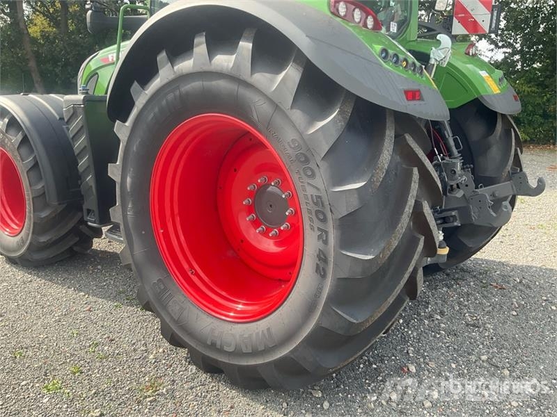 Fendt 724 Vario Gen6 Profi Plus 4WD Tractor (Unused) Traktoren