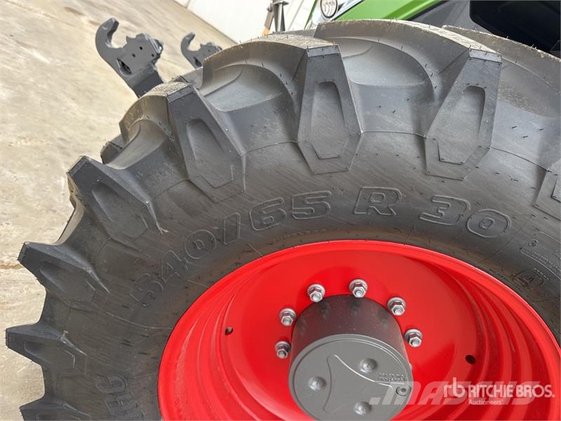 Fendt 724 Vario Gen6 Profi+ 4WD Tractor (Unused) Traktoriai