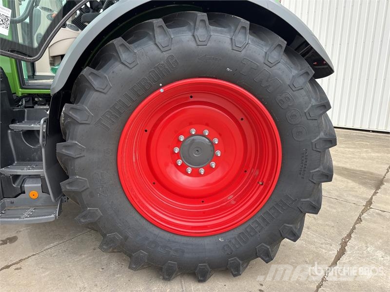 Fendt 724 Vario Gen6 Profi+ 4WD Tractor (Unused) Traktoriai