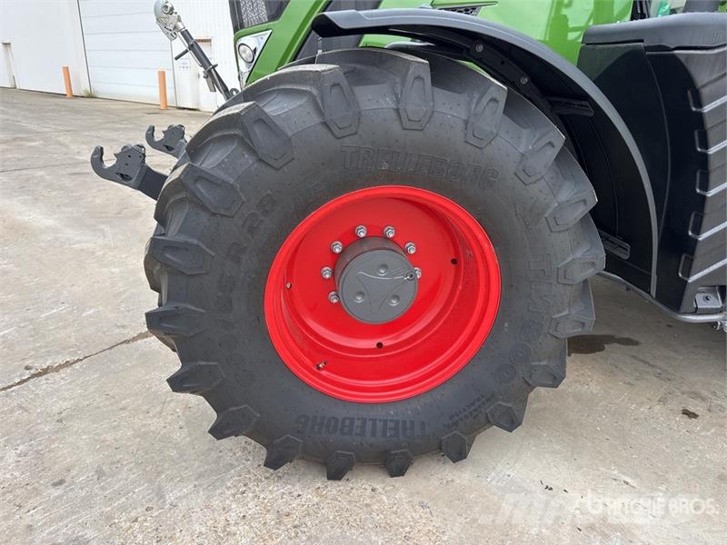 Fendt 724 Vario Gen6 Profi+ 4WD Tractor (Unused) Traktoriai