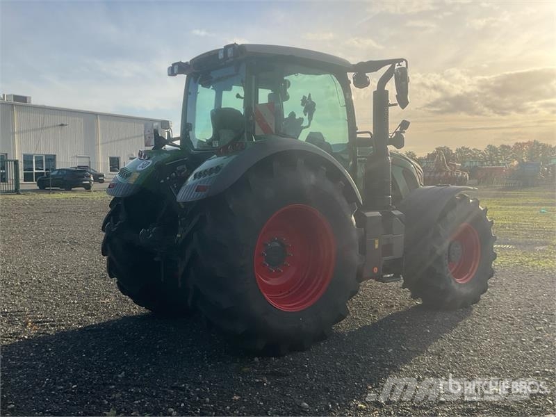 Fendt 724 Vario Gen6 Profi Plus 4WD Tractor (Unused) الجرارات