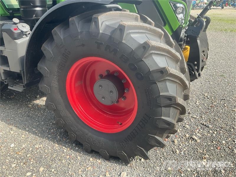 Fendt 724 Vario Gen6 Profi Plus 4WD Tractor (Unused) Traktoren