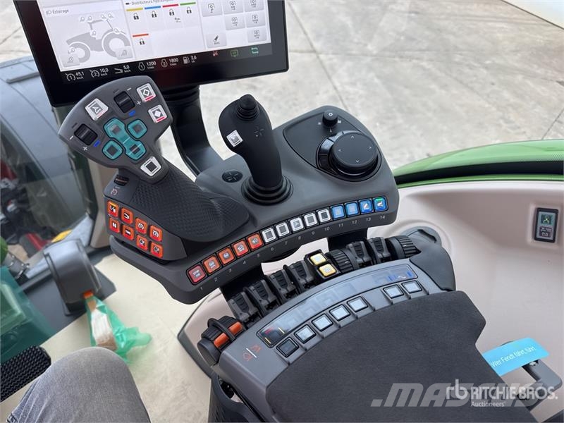 Fendt 724 Vario Gen6 Profi+ 4WD Tractor (Unused) Traktoriai