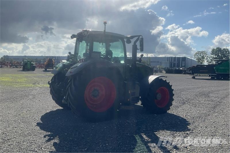 Fendt 724 Vario Gen6 Profi Plus 4WD Tractor (Unused) Traktoriai