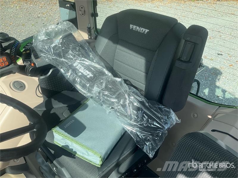Fendt 724 Vario Gen6 Profi 4WD Tractor (Unused) Traktoren