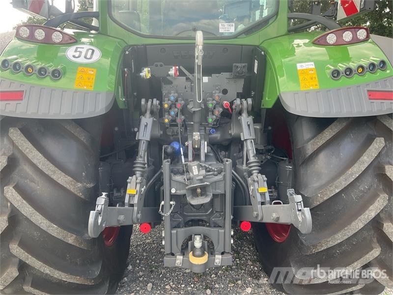 Fendt 724 Vario Gen6 Profi Plus 4WD Tractor (Unused) Traktoren