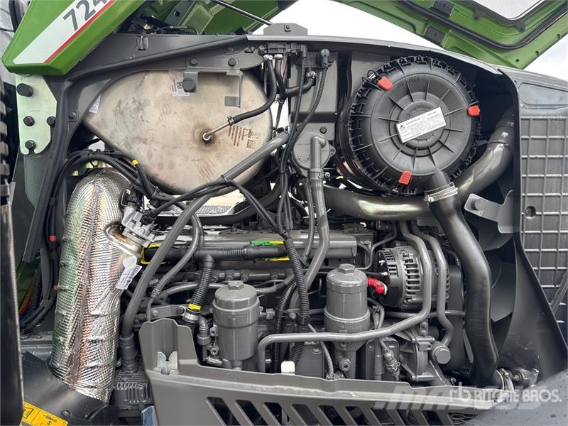 Fendt 724 Vario Gen6 Profi+ 4WD Tractor (Unused) Traktoriai