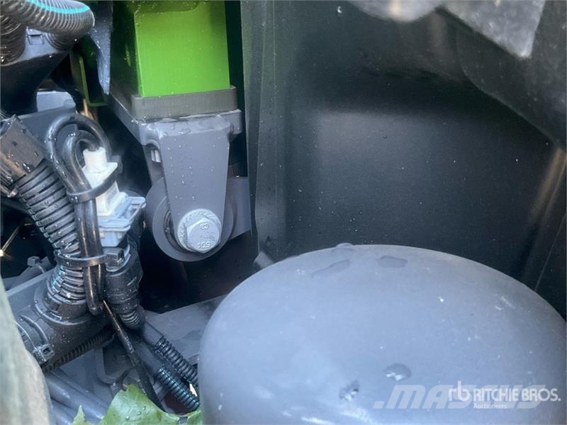 Fendt 724 Vario Gen6 Profi Plus 4WD Tractor (Unused) Трактори