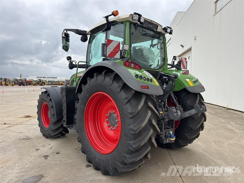 Fendt 724 Vario Gen6 Profi+ 4WD Tractor (Unused) Traktoriai