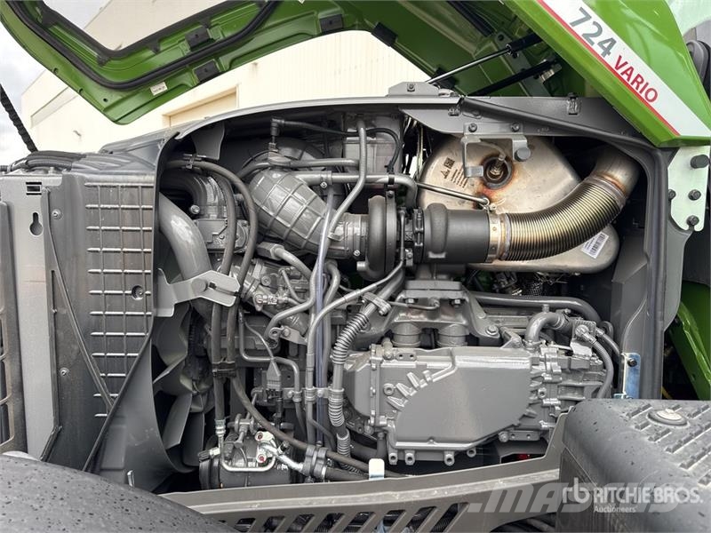 Fendt 724 Vario Gen6 Profi+ 4WD Tractor (Unused) Traktoriai