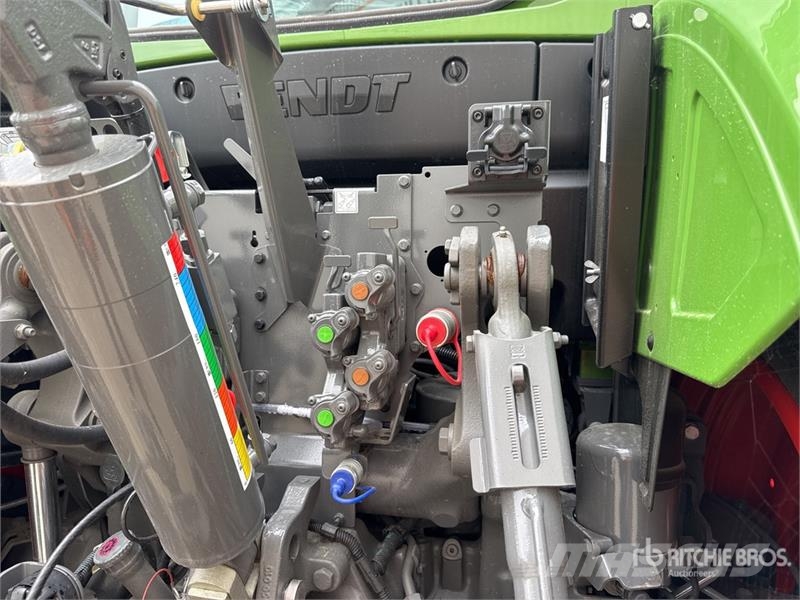 Fendt 724 Vario Gen6 Profi+ 4WD Tractor (Unused) Traktoriai