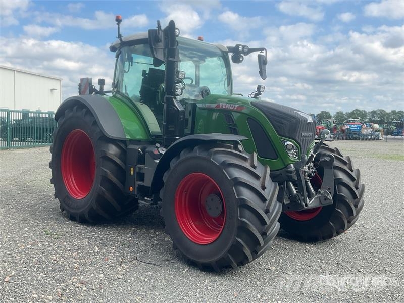 Fendt 724 Vario Gen6 Profi Plus 4WD Tractor (Unused) Traktoren