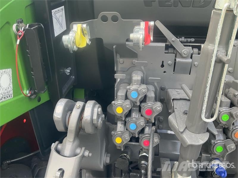 Fendt 724 Vario Gen6 Profi Plus 4WD Tractor (Unused) Traktoren