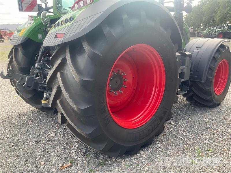 Fendt 724 Vario Gen6 Profi Plus 4WD Tractor (Unused) Traktoren
