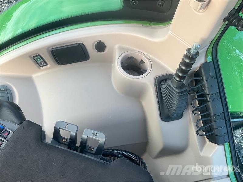 Fendt 724 Vario Gen6 Profi Plus 4WD Tractor (Unused) الجرارات
