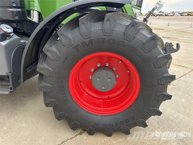 Fendt 724 Vario Gen6 Profi+ 4WD Tractor (Unused) Traktoriai